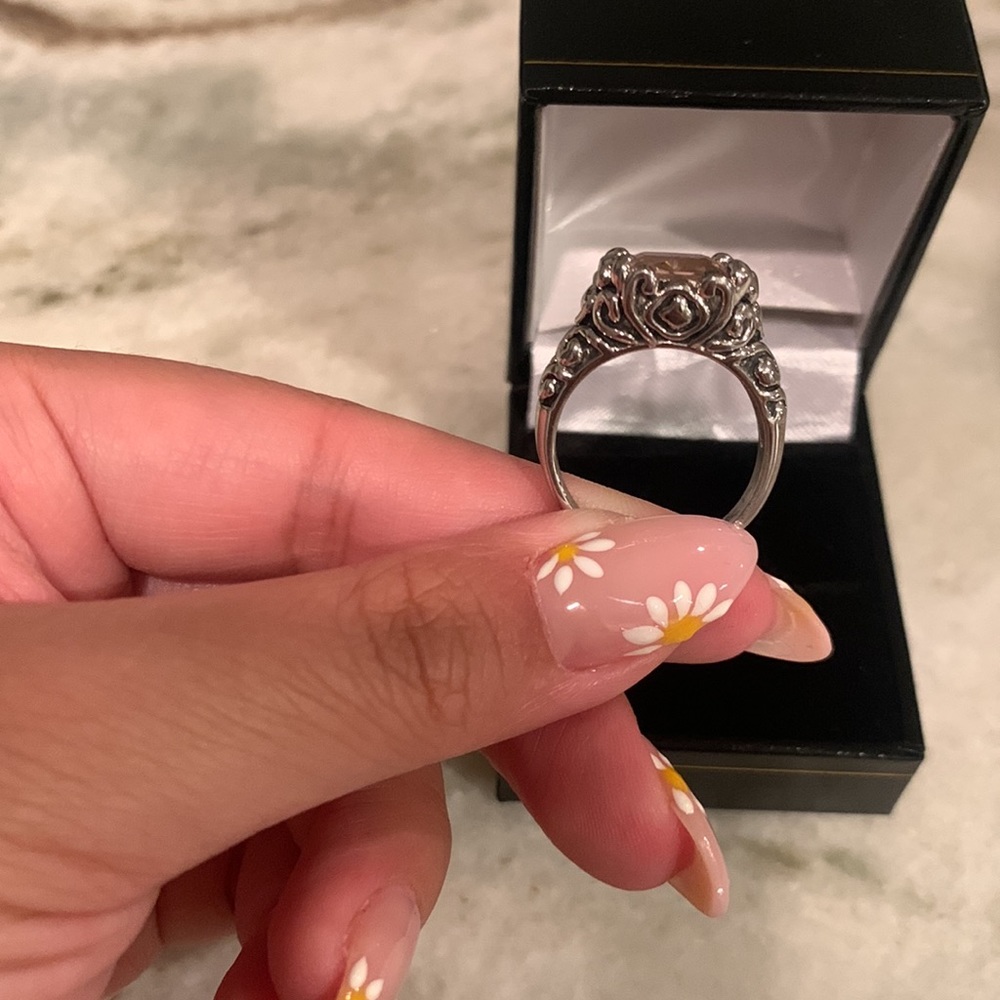 Pink ring - Picture 3 of 5